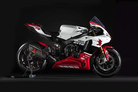 The Yamaha Yzf R1 Gytr Superbike Celebrates 20 Years Of The R1 So Only
