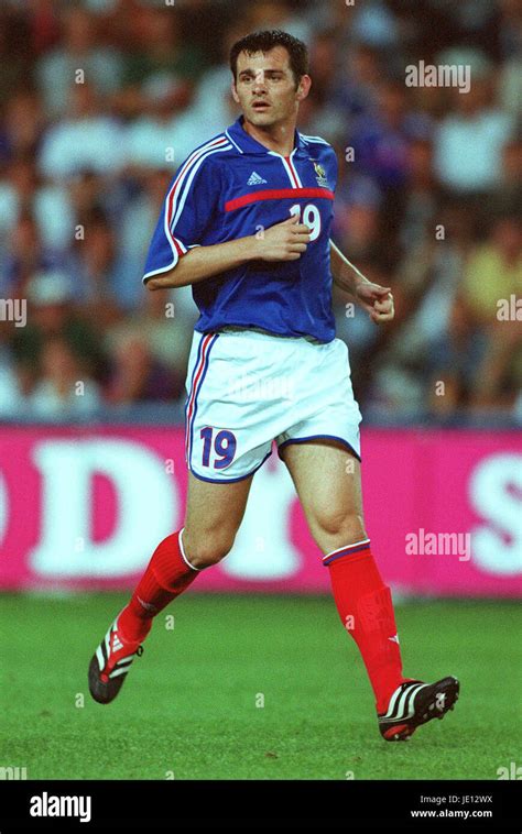 Willy Sagnol France And Bayern Munchen Fc Stade De La Beaujoire Nantes