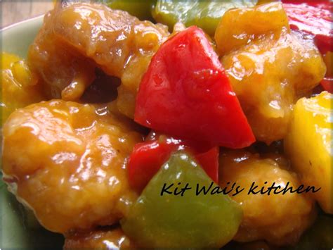 Kit Wais Kitchen 梅酱咕噜肉 ~ Sweet And Sour Plum Sauce Pork