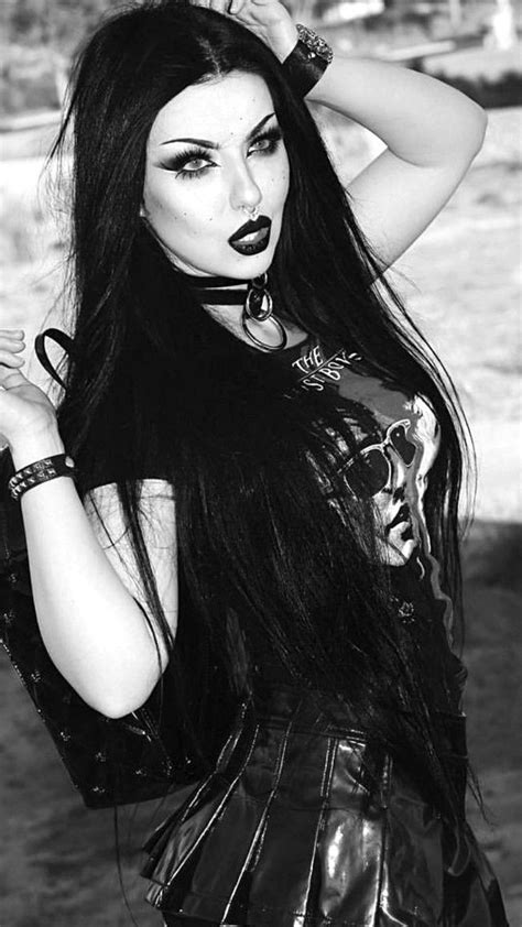 lycan anubis armando gothic girls punk girls goth beauty dark beauty dark fashion gothic