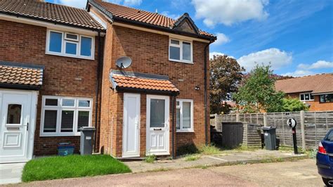 Harvesters Close Isleworth Tw7 1 Bed End Of Terrace House £1250