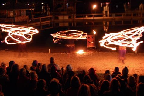 Hire Creative Flame Fire Dance Cirque And Variety Fire Performer In