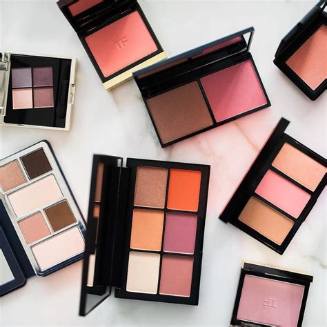 Palettes on palettes! Our beauty experts love palettes ...