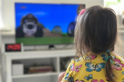 Detail Anak Nonton Tv Terlalu Sering Waspadai Dampak Negatifnya