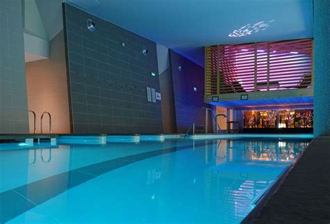 Organisé par grand pavois organisation (organisateur de salons nautiques depuis 1973), le salon piscines & bateaux se. #SPA #piscine #Courchevel #bienetre #detente #Courchevel # ...