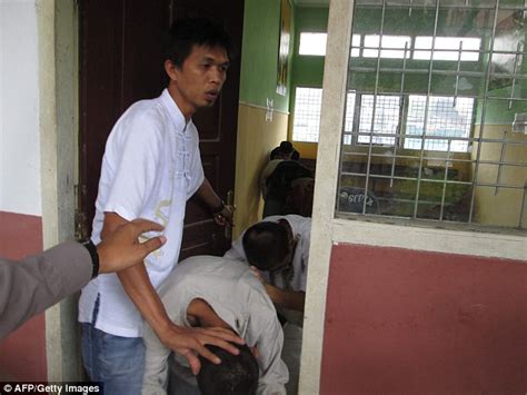 Indonesia Gang Of 12 Men Accused Of Brutally Raping 14 Year Old Girl Daily Mail Online