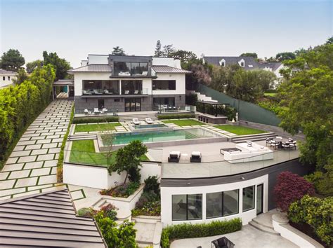 A Perfectly Luxurious Los Angeles Home For Sale At 25 Million