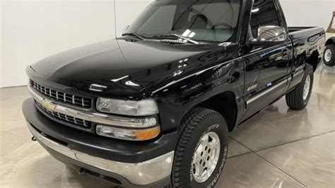 1999 Chevrolet Silverado Z71 Pickup At Indy 2022 As T1061 Mecum Auctions