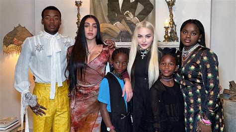 Madonna Teilt Ein Seltenes Familienfoto Mit Ihren Kindern