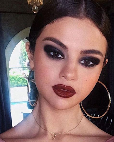 Pretty Matte Celeb Makeup Looks To Try Fashionisers© Part 17 Selena Gomez Makeup Selena