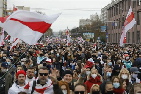 Thousands Protest As Belarus Leader Faces Demands Deadline Over