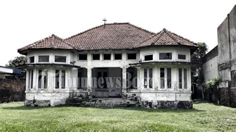 Sejarah Tentang Rumah Merah Belanda