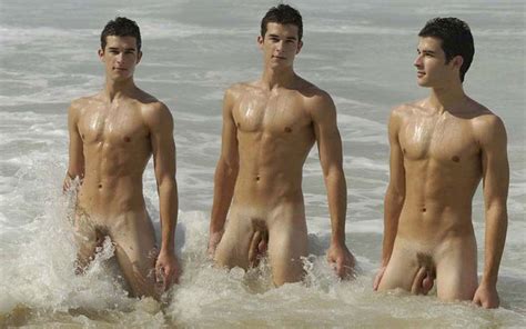 Gay Naked Swim Adult Gallery Comments