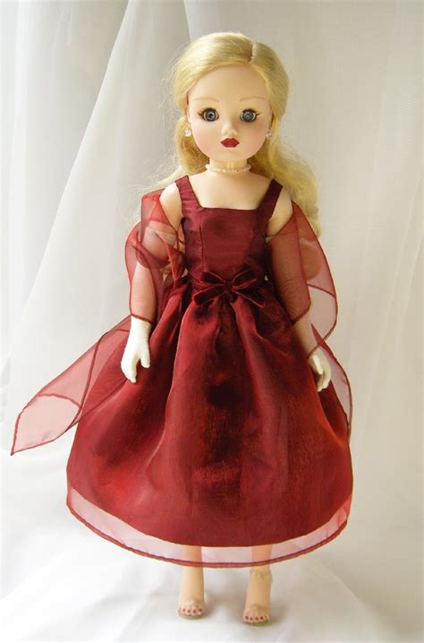 Modern Cissy Is Surely Ready For The Party Madame Alexander Dolls Alexander Dolls Dressed Doll
