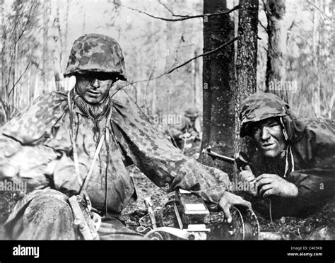 Waffen Ss Troops Hi Res Stock Photography And Images Alamy