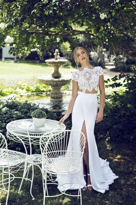 Robe courte féérique sans bretelles pas cher pour. Robe de mariage civil en 60 images, tendances 2016-2017 ...