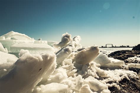 Best Time To See Ice Shards On The Great Lakes In Michigan 2024