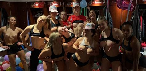 University Of Wisconsin Vollyball Champion Titty Flashers Of The Day DrunkenStepFather Com