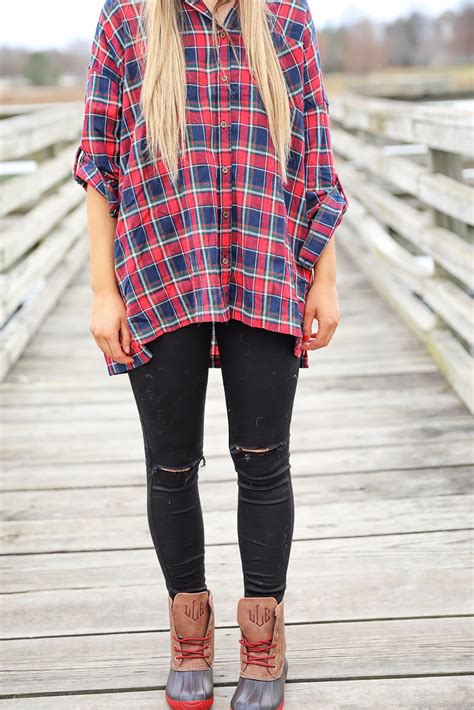 The Outfit that Makes me Want to Go Camping! | Flannel ...