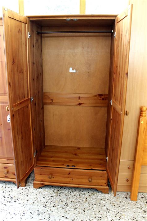 New2you Furniture Second Hand Wardrobes For The Bedroom Reft148