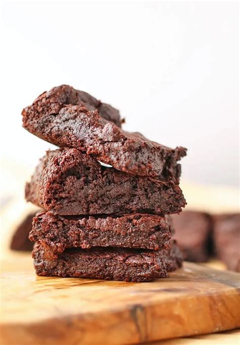 These Fool Proof Easy Vegan Brownies Are Unbelievably Rich And Fudgy On The Inside With A