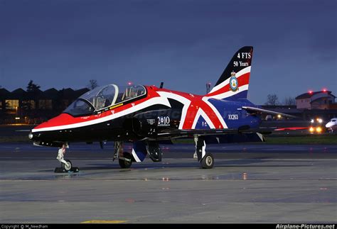 Xx263 Royal Air Force British Aerospace Hawk T1 1a At Northolt