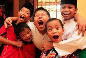 Kampung people 2 episod 1 | kisah bermula 35hari sebelum kejadian. Mum, Dad ... we hope you are happy now with Him - Orphans ...