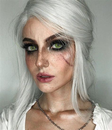 Cosplay Ciri The Witcher By Debora Fuzeti Halloween Looks Halloween Cosplay Cosplay Costumes