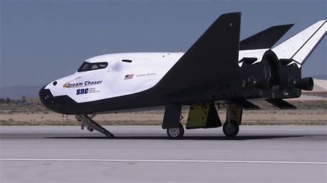 Dream Chaser® Spacecraft Completed An Approach And Landing Test Youtube