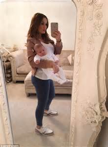 Sam Faiers Can T Resist Sharing Snaps Of Her Baby Son Paul On Twitter