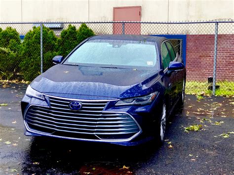 Review and Test Drive: 2019 Toyota Avalon Hybrid Limited | Frequent ...