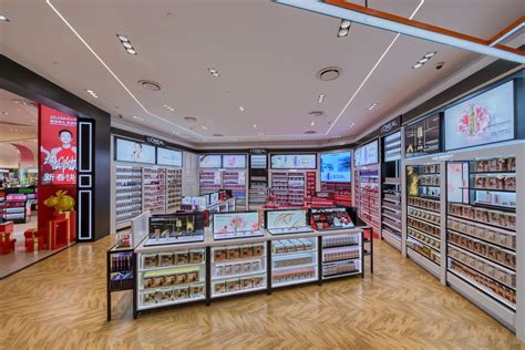 L'Oréal Paris creates first ever travel retail flagship store in Bangkok
