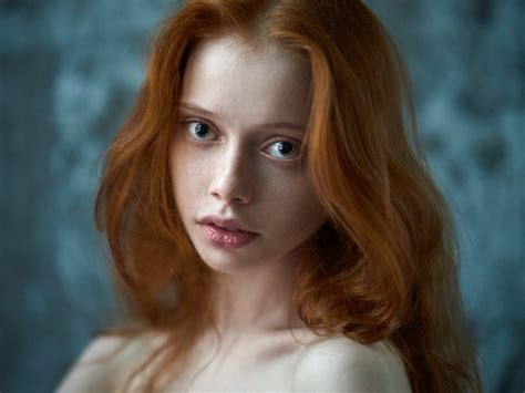 Baggrunde ansigt Kvinder rødhåret model portræt langt hår