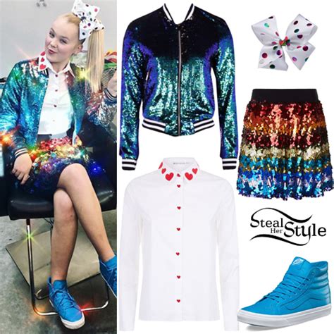 JoJo Siwa Clothes & Outfits | Steal Her Style