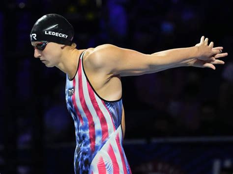 Video Katie Ledecky Dominates Olympic Swim Trials With 13 Second Win