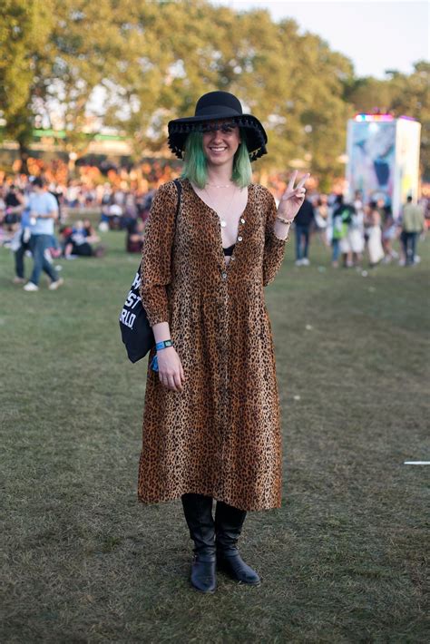 33 photos of the wildest street style at governor s ball street style 2015 street style fashion
