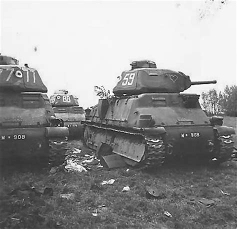 Somua S35 Tanks 59 77 And 88 World War Photos