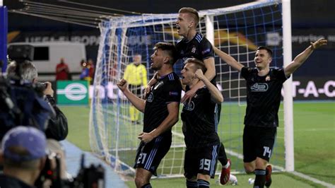 Popular premier league bundesliga serie a la liga ligue 1 eredivisie süper lig premier league primeira liga premiership first division a uefa champions league uefa europa league wc qualification europe. Football: Results of UEFA Europa League round of 16