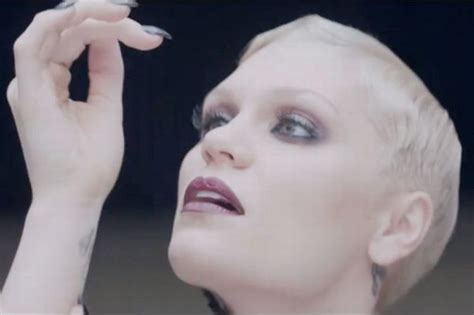 Jessie J Looks Dramatic And Gothic In New Thunder Video Mirror Online