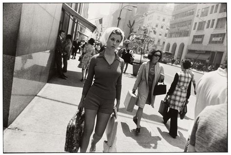 Garry Winogrand Street Photography 10