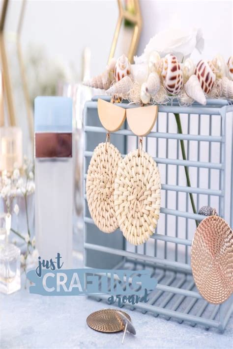 4 Diy Earring Holders That Anyone Can Make Justcraftingaround