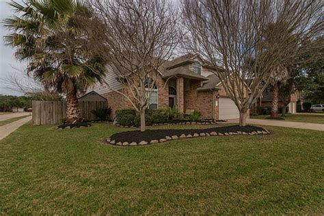 10209 Forest Spring Ln Pearland Tx 77584 ®