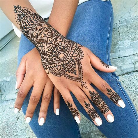 Stunning Image Of Mandala Henna Hand Art 3 Fashion Best