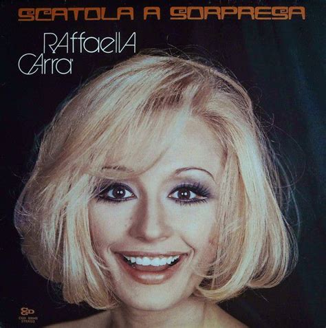 She is especially popular in her native country and in spain and latin. Raffaella Carrà - Scatola A Sorpresa 1973 | Italian beauty ...