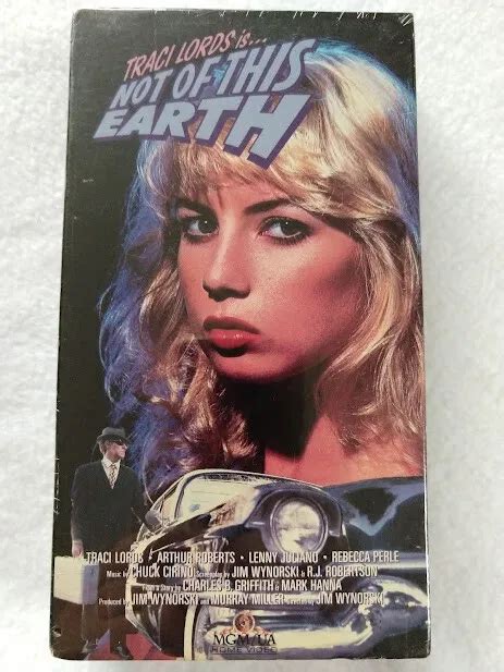 Not Of This Earth Vhs Sealed Traci Lords Rare Cult Horror Sexploitation Oop Picclick