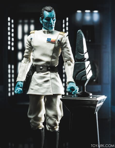 Star Wars Black Series Grand Admiral Thrawn Sdcc Box Set Gallery The