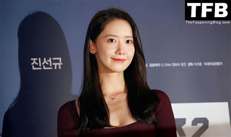 Lim Yoona Flaunts Her Sexy Legs At The “confidential Assignment 2 International” Premiere 8