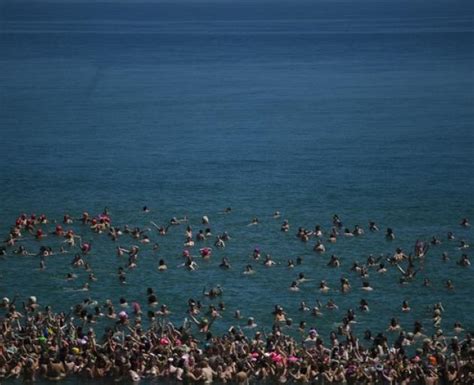 Irish Women Bare All In Record Breaking Skinny Dip Otago Daily Times Online News