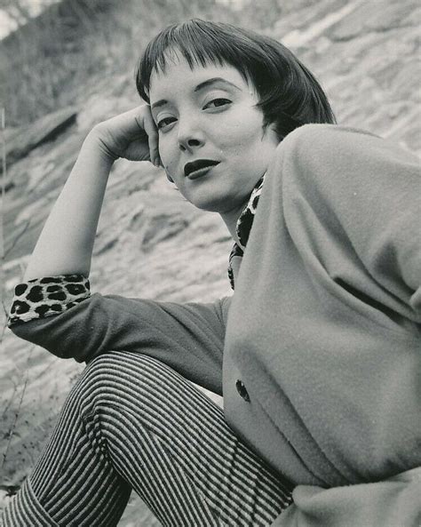 Carolyn Jones Brunette Actresses Actors And Actresses Hollywood