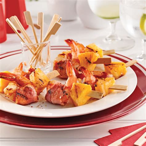 Mini-brochettes de crevettes ananas et pancetta